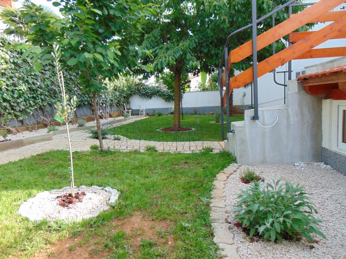 Apartments Marija Malinska Exterior photo