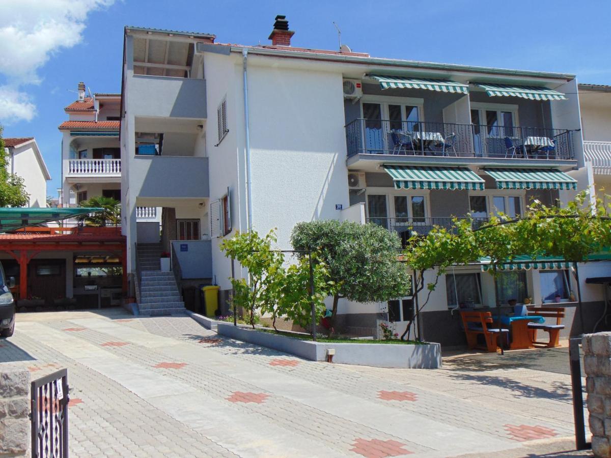 Apartments Marija Malinska Exterior photo